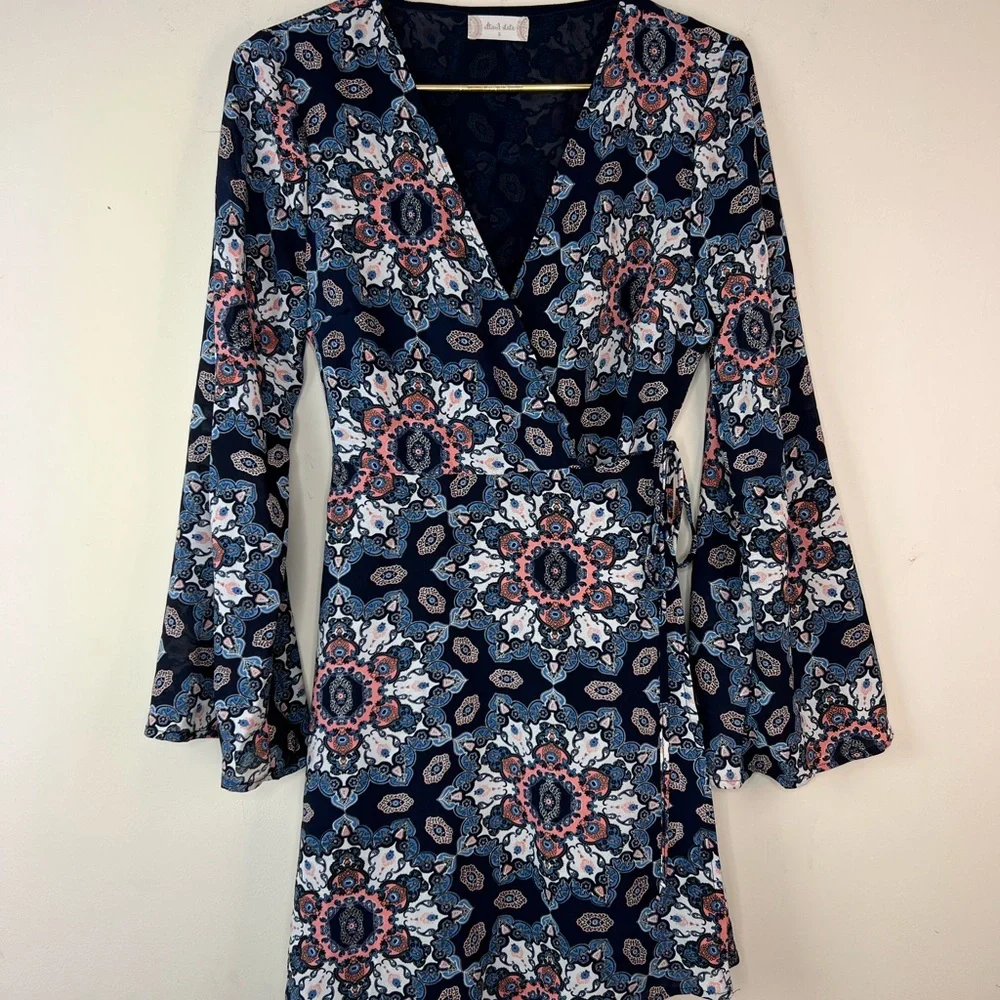Altar’d State Navy Floral Wrap Dress, Small - Picture 3 of 8